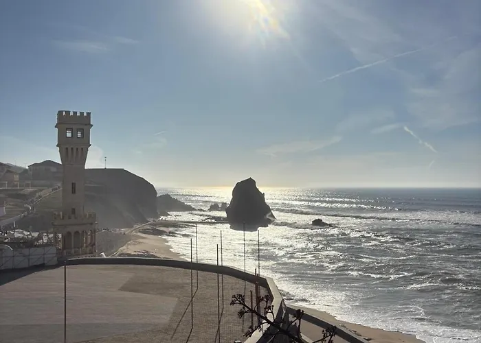 By The - De * سانتا كروز